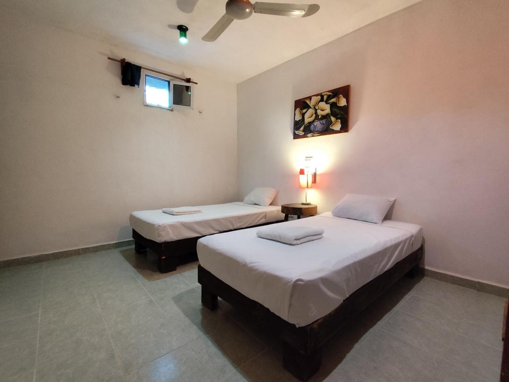 Alojamiento Ya'Ax Nah Playa del Carmen Exterior photo