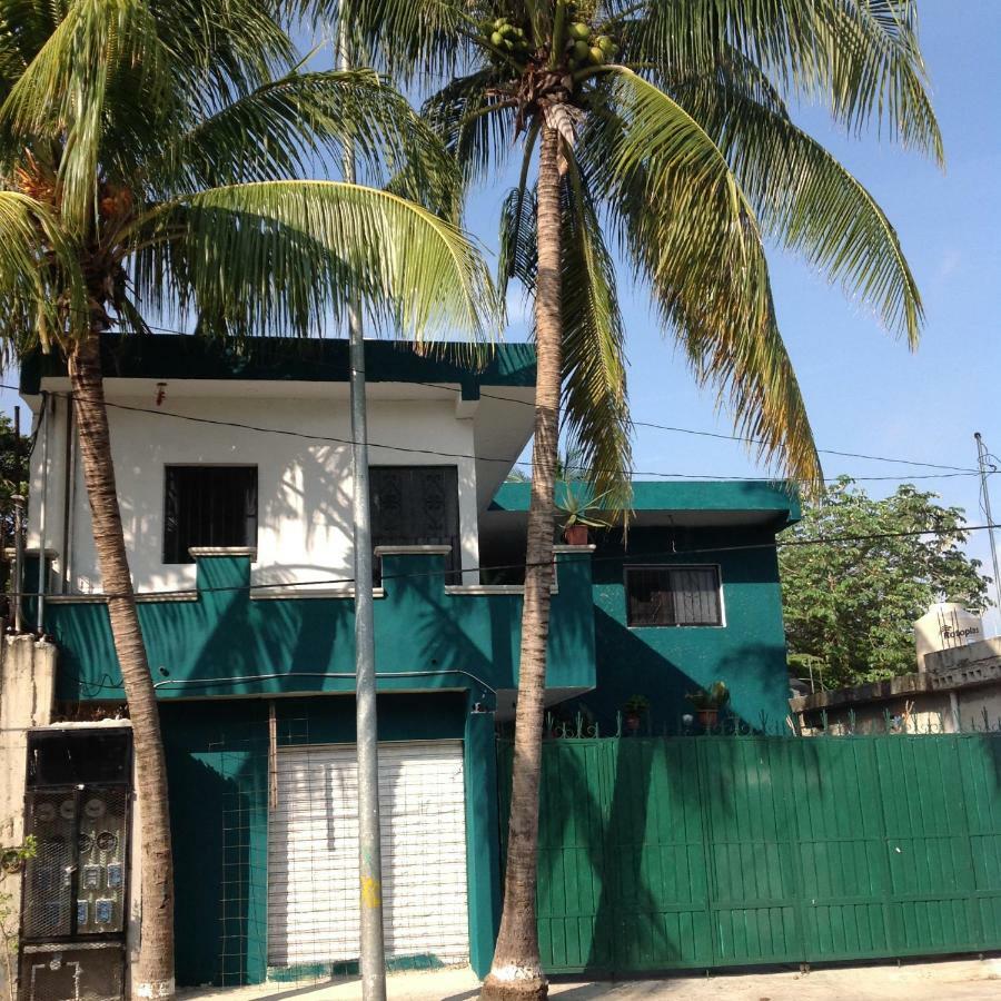 Alojamiento Ya'Ax Nah Playa del Carmen Exterior photo